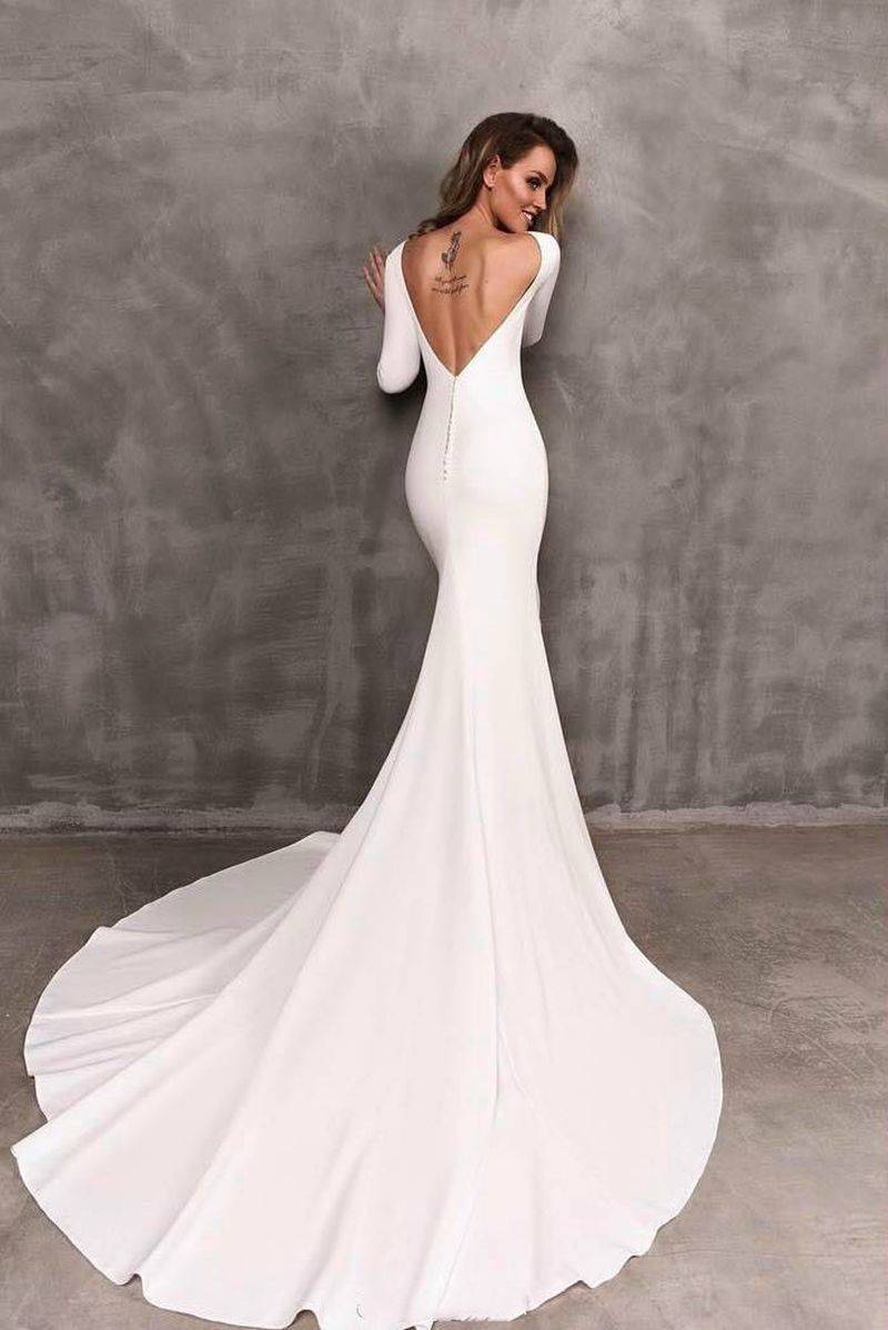 Свадебное платье с открытой спиной, или Как подчеркнуть красивую фигуру невесты