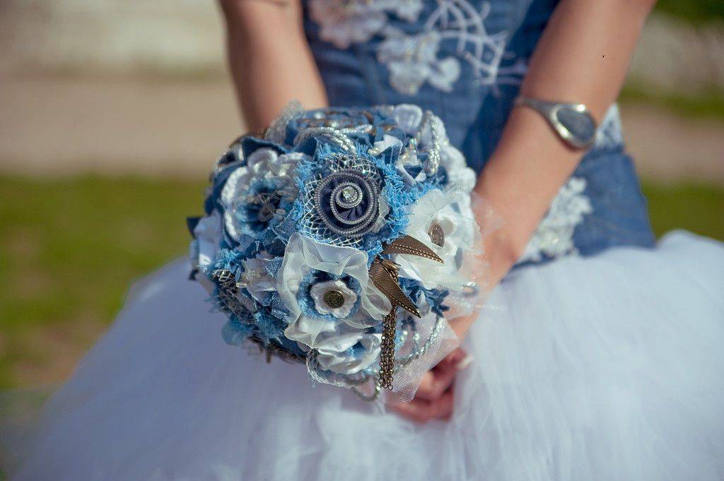 Джинсовая свадьба: вызов традициям или индивидуальность?