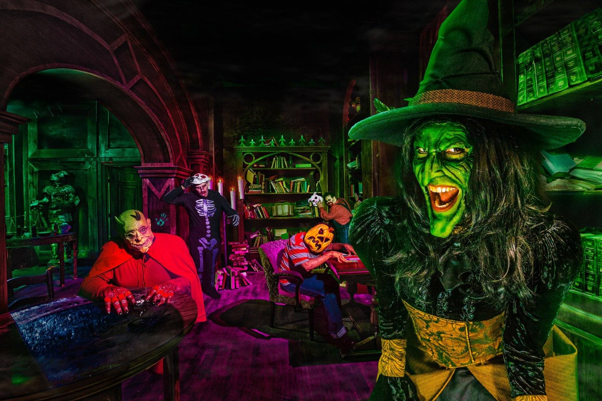 10 лучших ужастиков для хэллоуина