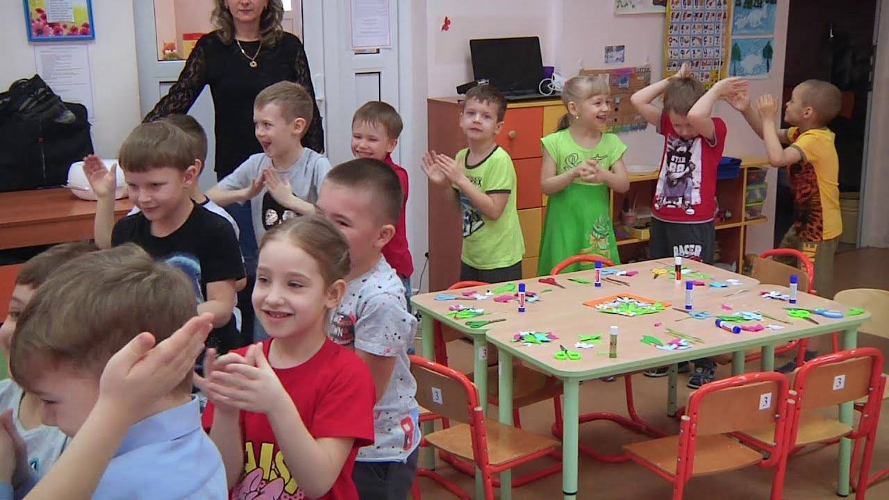 Видео на выпускной в детском саду "Один день из жизни детского сада"