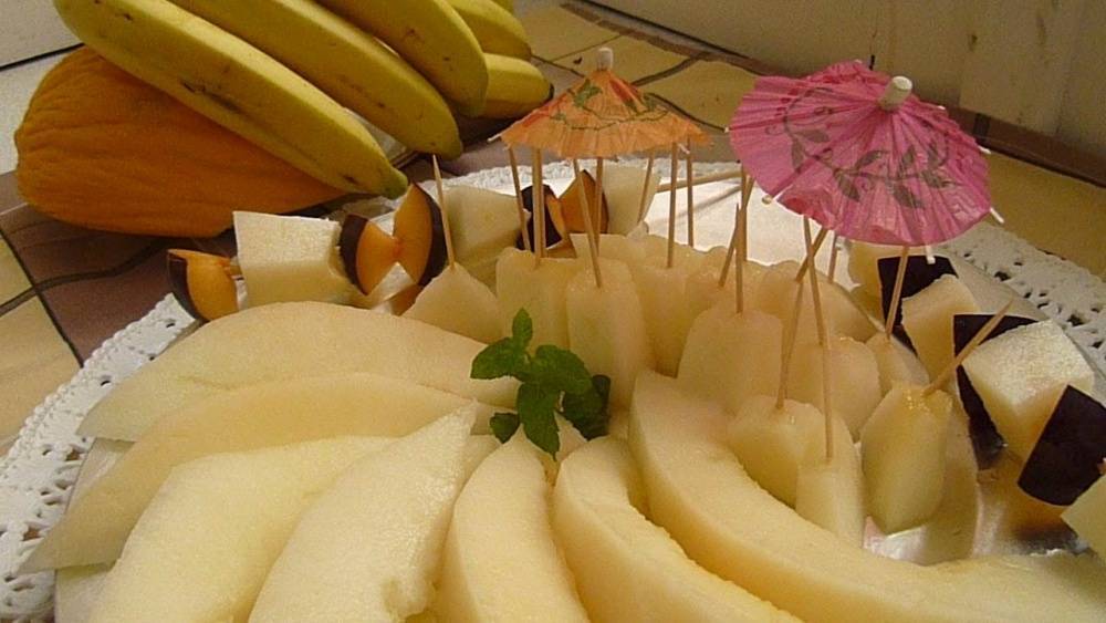 Праздничная нарезка арбуза и дыни