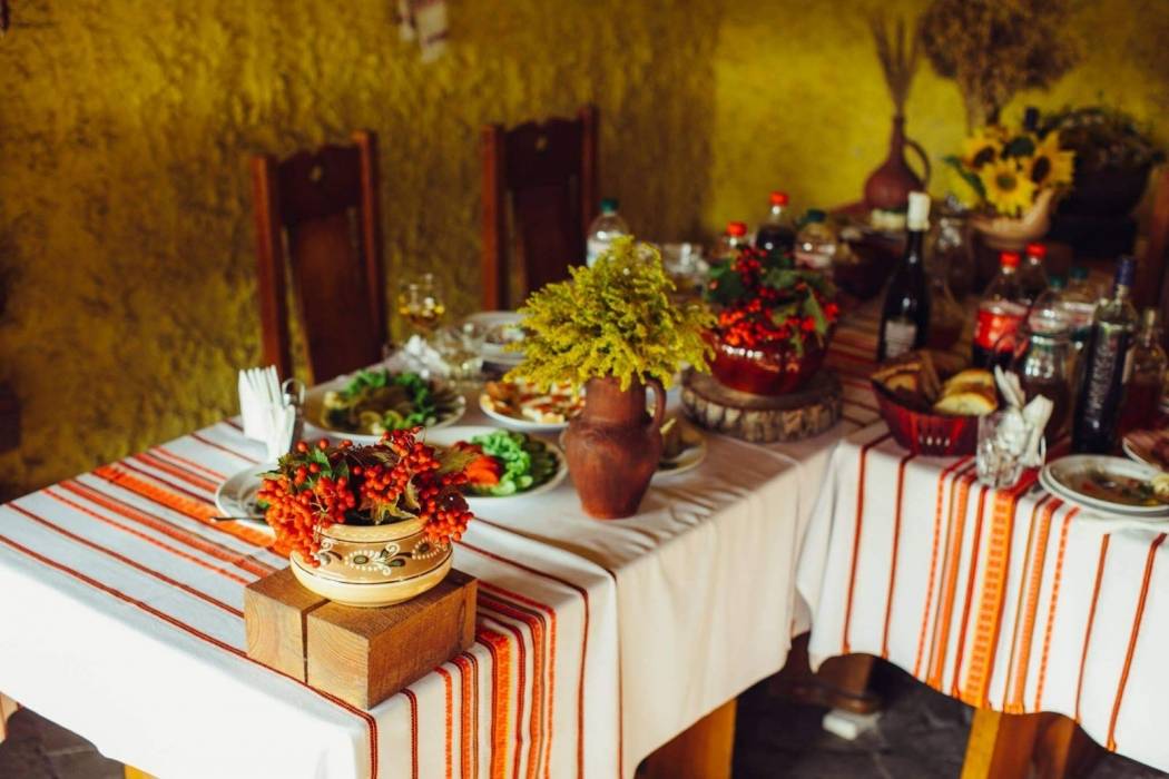 Оформление зала на свято украинской кухни. вечеринка в украинском стиле: забыв корни, веток не нарастишь