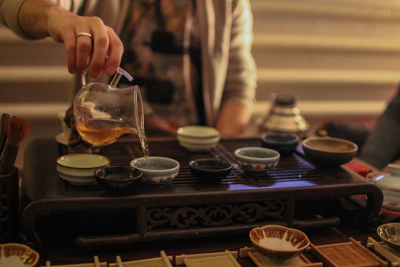 Нюансы и особенности проведения чайной церемонии в разных странах