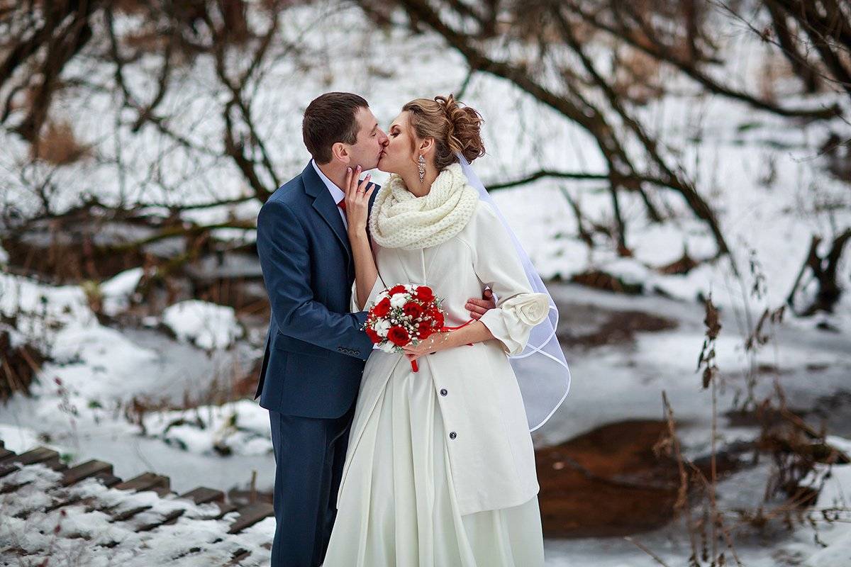 Свадьба зимой: плюсы и минусы сезона. зимняя свадьба - это сказка!