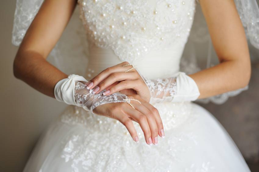 Свадебный маникюр: классические варианты и свежие идеи