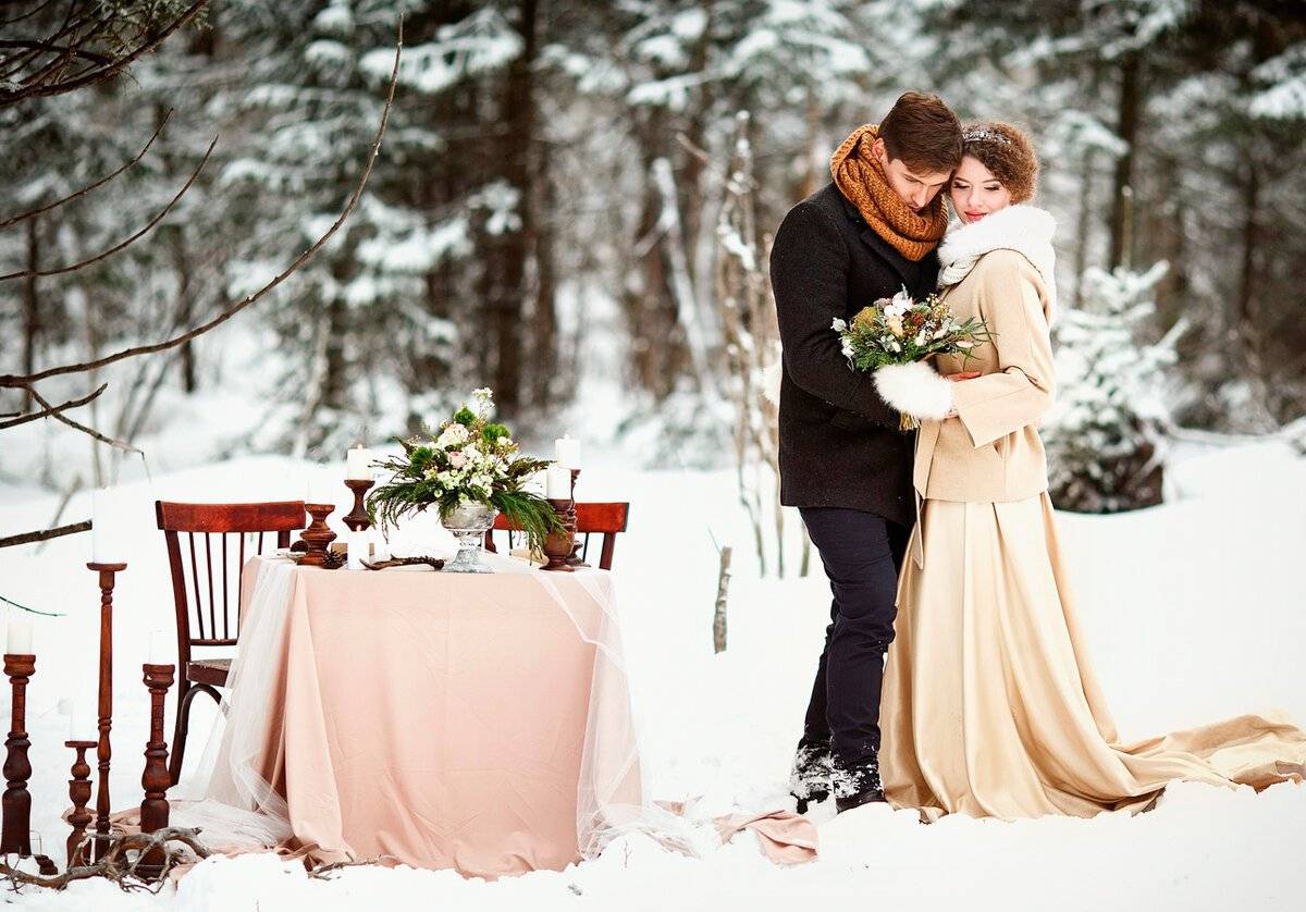 Преимущества празднования свадьбы зимой