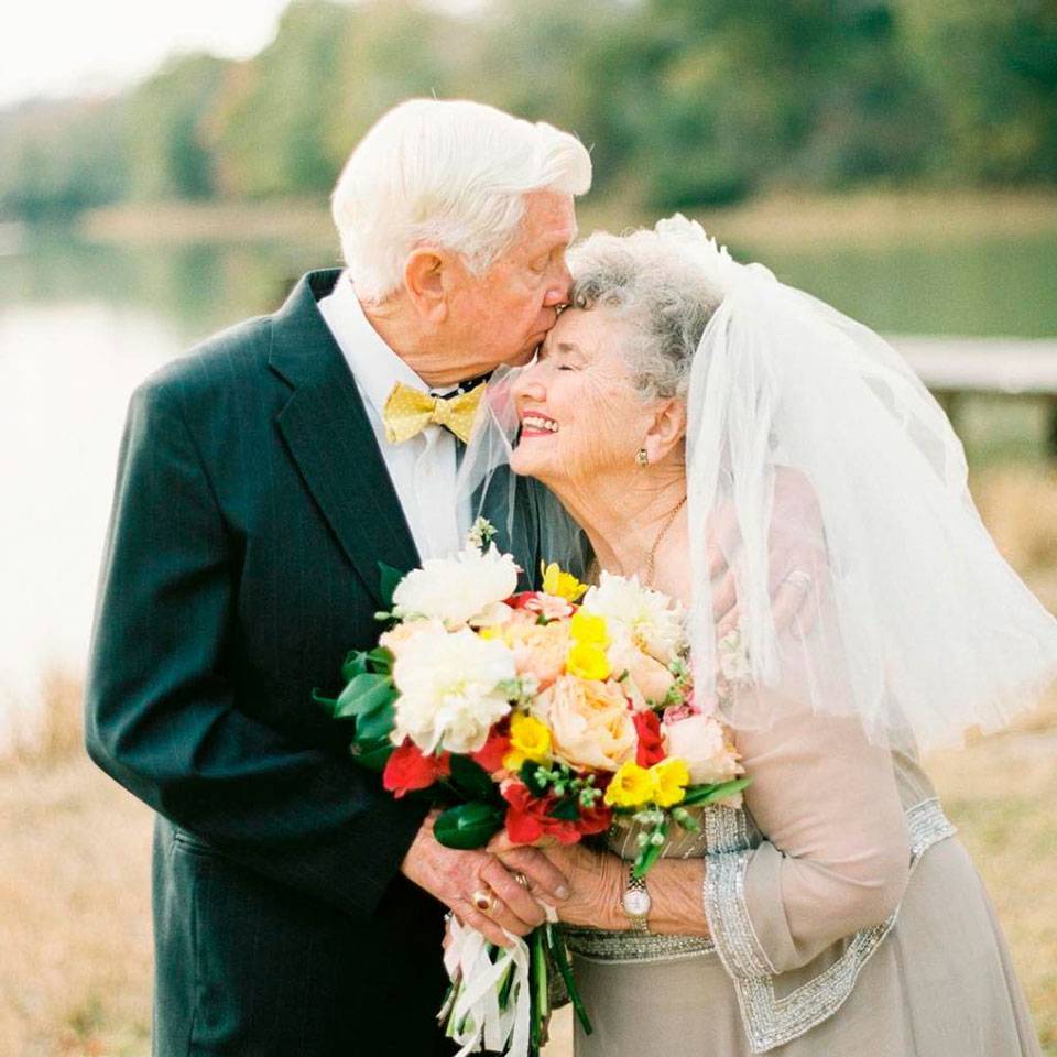 Счастливая семья: какая свадьба 23 года совместной жизни?
