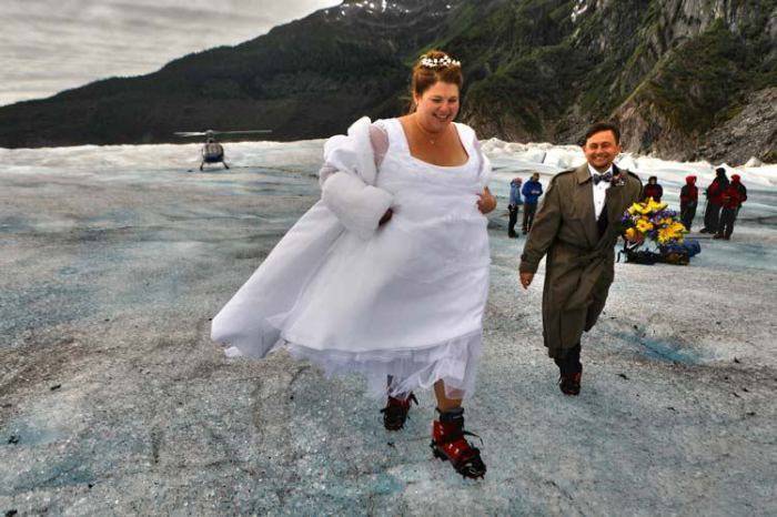 Необычные свадьбы: в Антарктиде, под небесами и в окружении акул