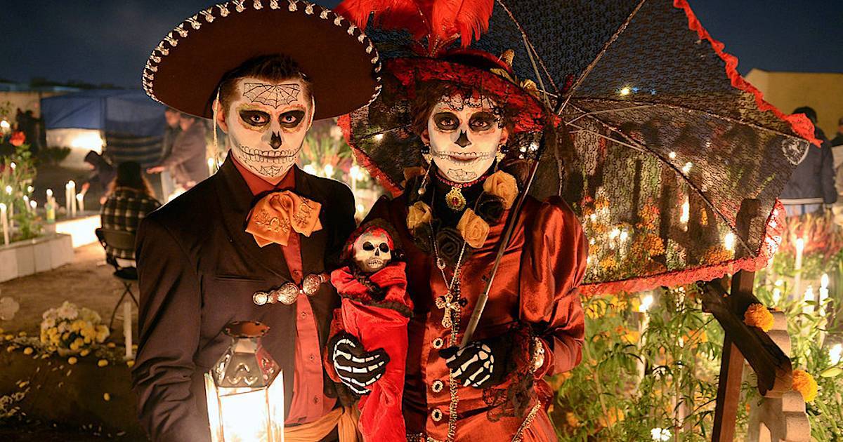 Традиции хэллоуина - что нужно для проведения праздника и как правильно отмечать день мертвых