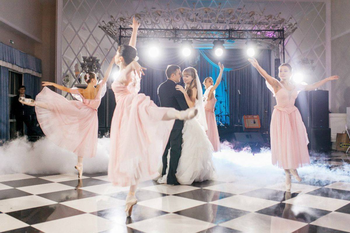 Коллекция танцевальных конкурсов и батлов "Свадебные перетанцовки"