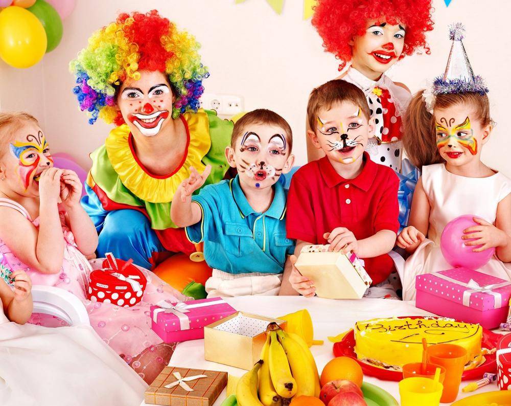 Детский праздничный стол: на день рождения и другие праздники, подбор меню и праздничной программы