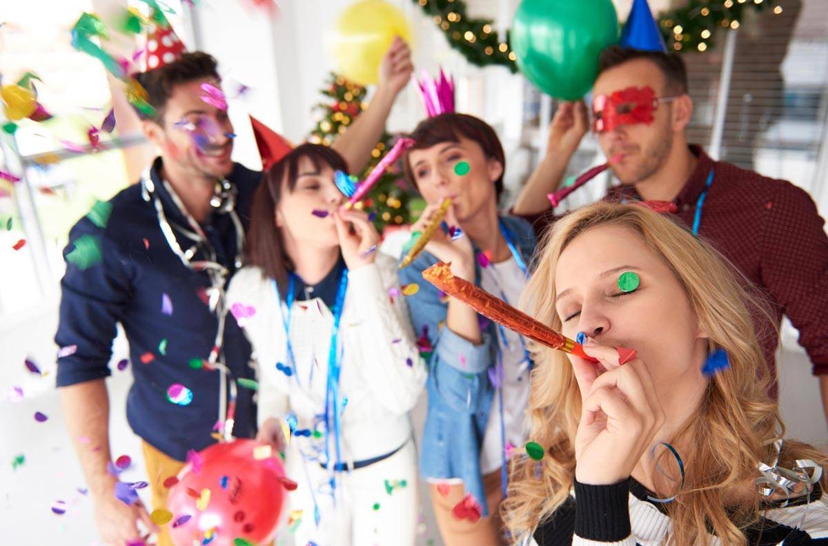 Сценарий корпоратива на Новый год: организуйте праздник так, чтобы он прошел замечательно