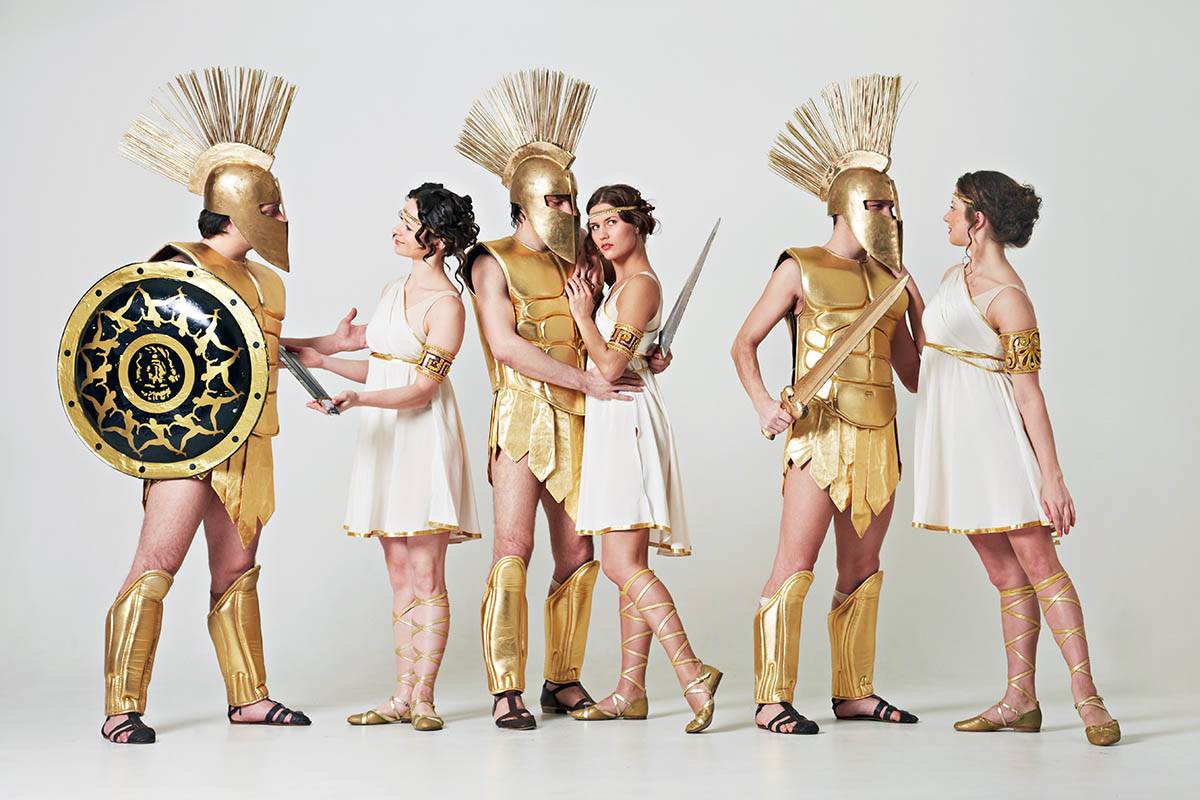 Римская вечеринка древних богов: пригласительные, оформление и образы