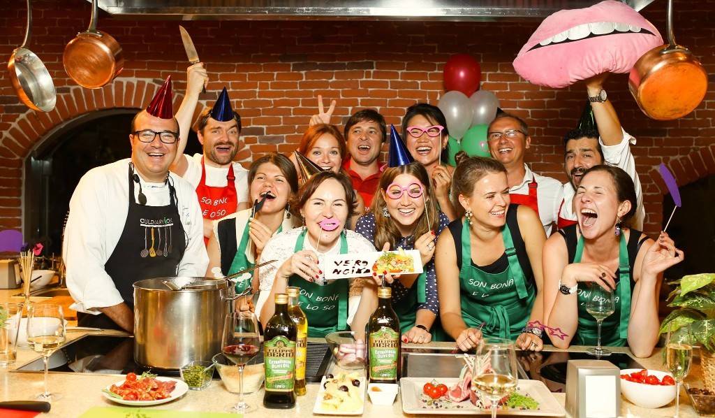 Блюда в казанах и корейский стрит-фуд попробуют томичи на «празднике топора» - vtomske.ru