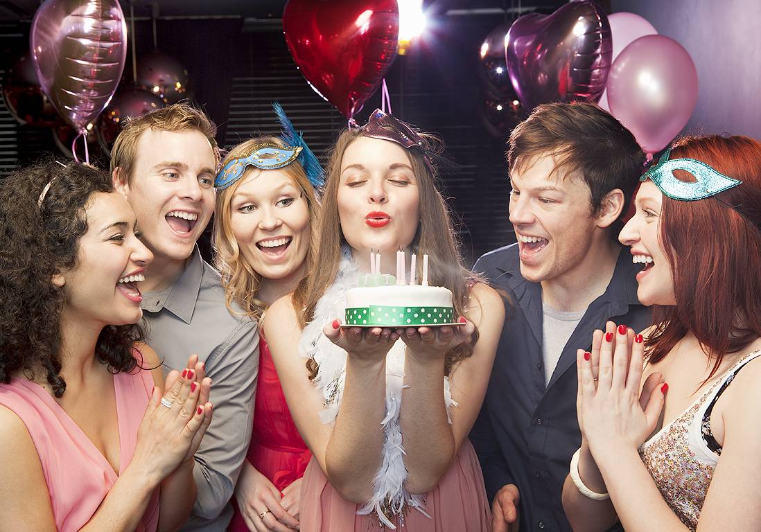 Как отметить день рождения необычно и недорого - с друзьями в любом возрасте