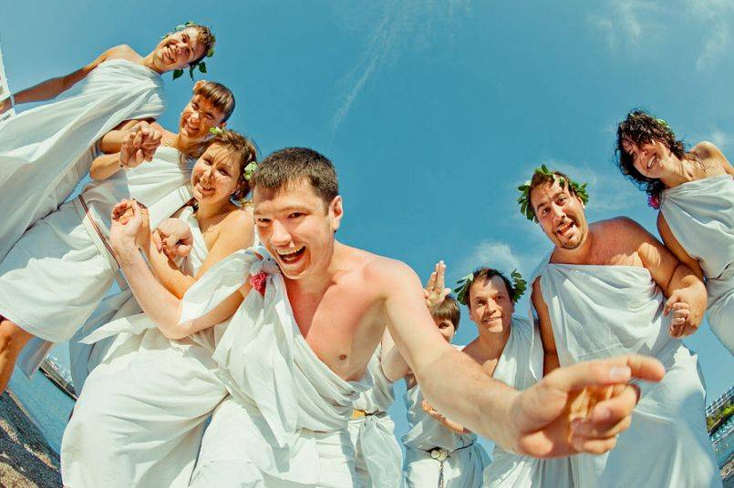 Свадьба в греческом стиле: полезные советы по оформлению зала и созданию образа молодоженов