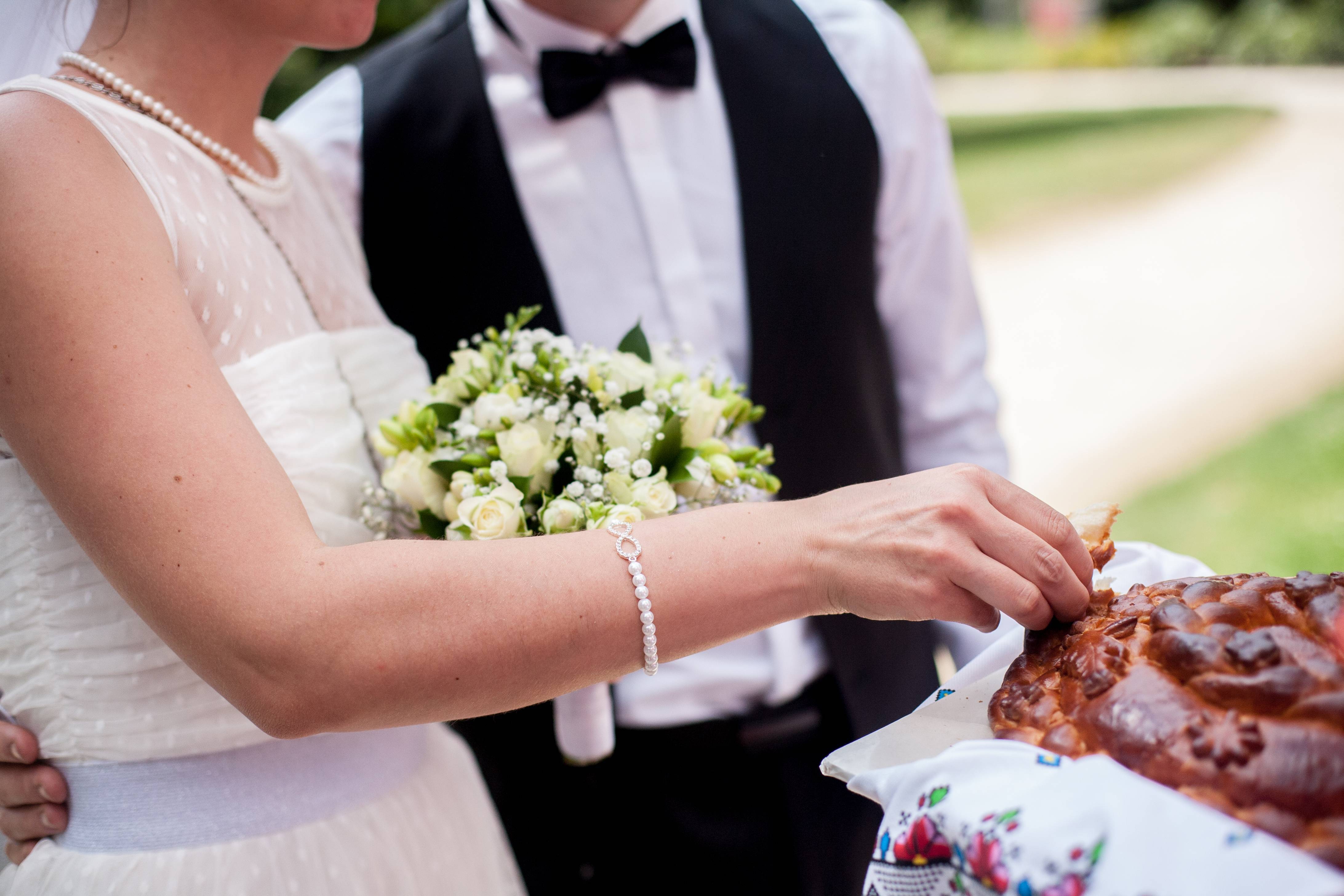 Свадебный каравай — традиции и современность