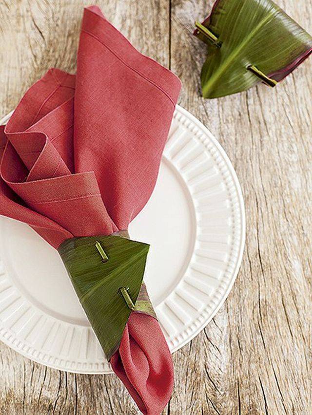 Как красиво сложить салфетки на праздничный стол — 12 необычных способов, которые сможет осилить каждый