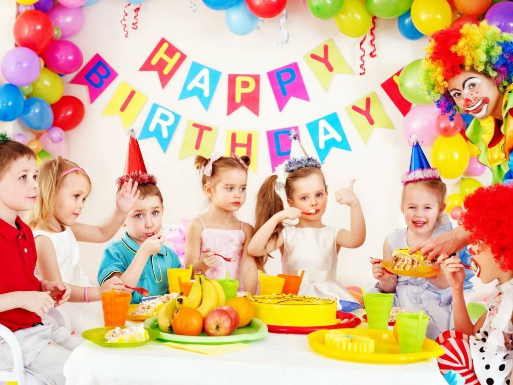 Сценарий для третьего дня рождения ребенка — «Погоня за праздником»