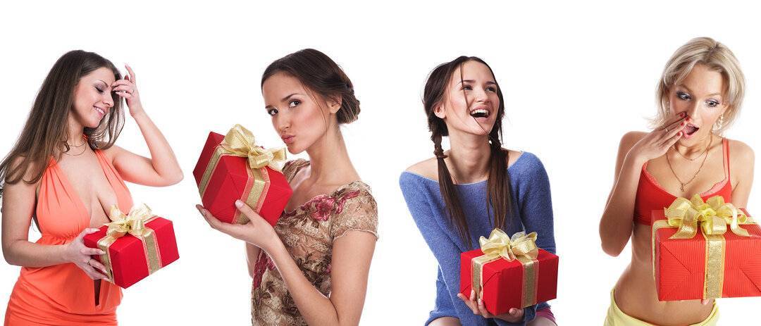 Как выбрать подарки женщинам разного возраста