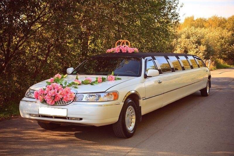 Лимузин на свадьбу, или как шикарно въехать в новую жизнь