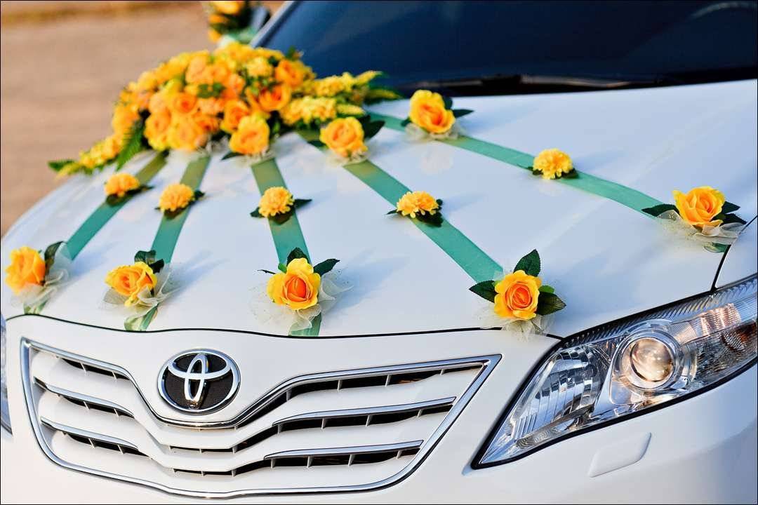 Украшения на свадебный автомобиль