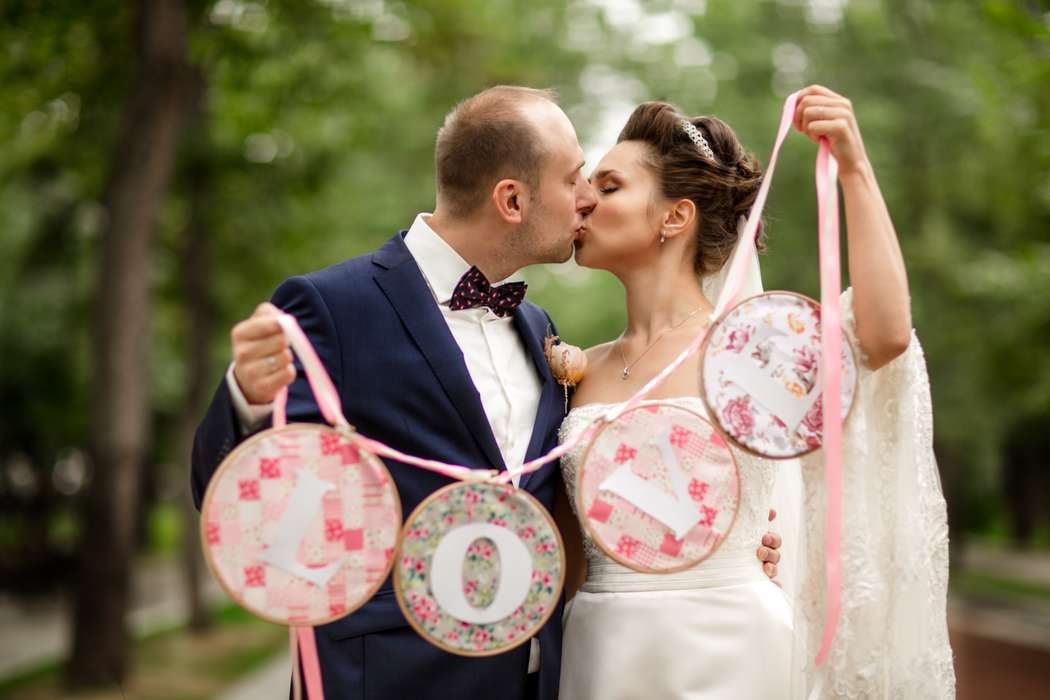 Как устроить и организовать "оловянную" (розовую) свадьбу?