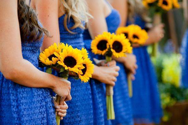 Желтая свадьба — позитивное настроение на всю семейную жизнь