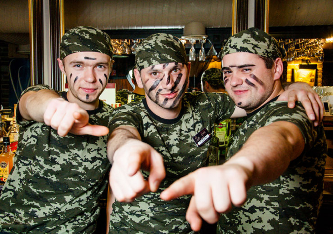 Конкурсно-игровая программа «будем в армии служить»