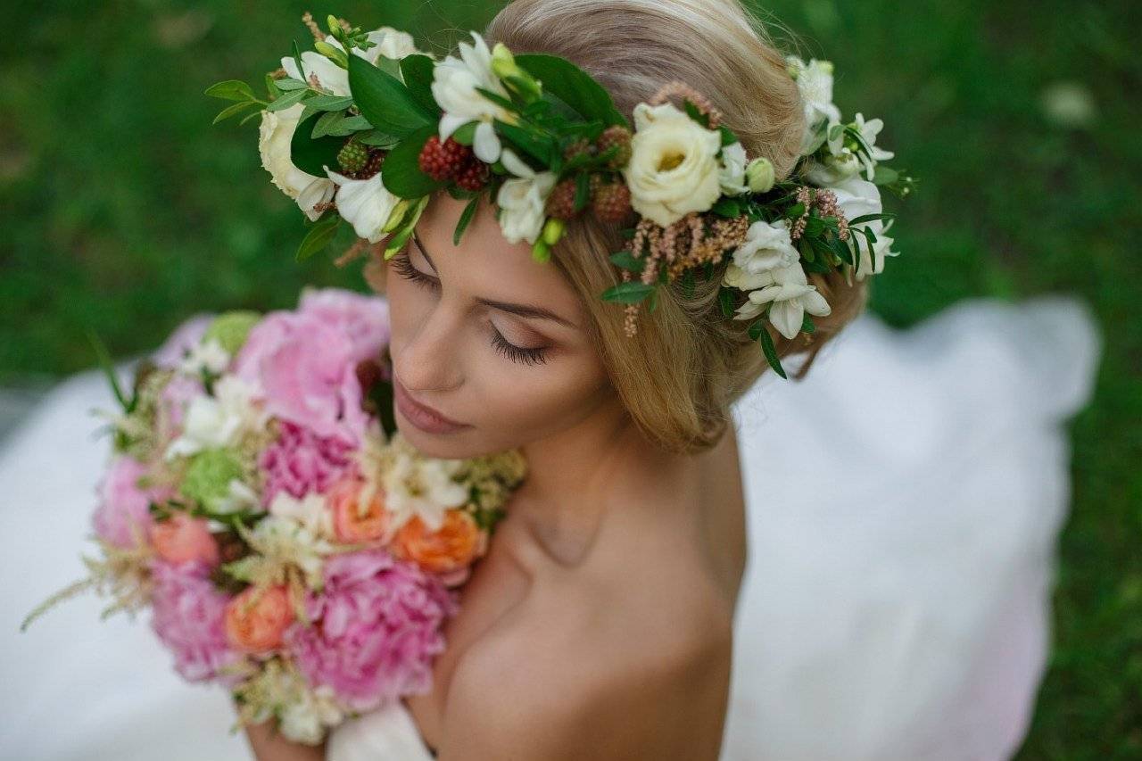 ᐉ свадебная прическа с цветами - мастер-класс и фото - svadebniy-mir.su