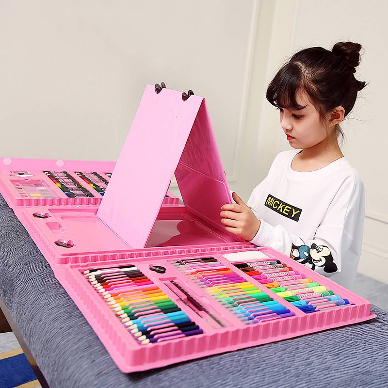 Подарок девочке на 8 лет: советы экспертов как порадовать малышку на ее 8-ой день рождения