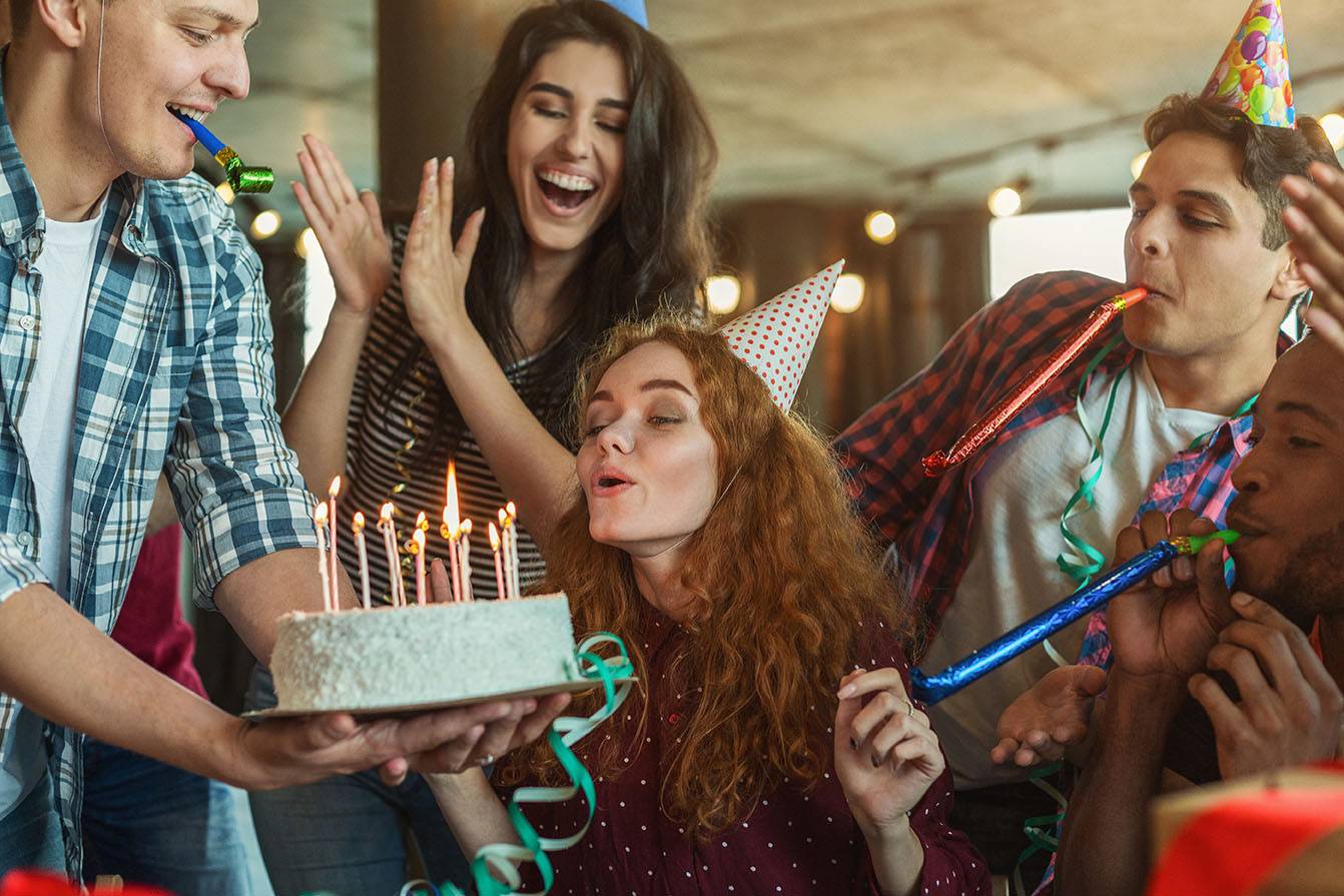 Сюрприз для подруги на день рождения — 31 идея