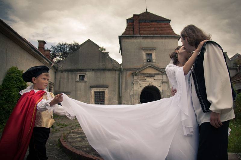 Свадьба в стиле средневековья: наряды, декор и развлечения