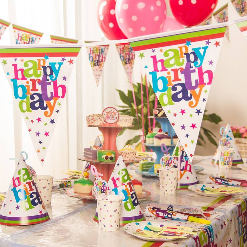 Аксессуары для проведения детского дня рождения — какие они бывают?