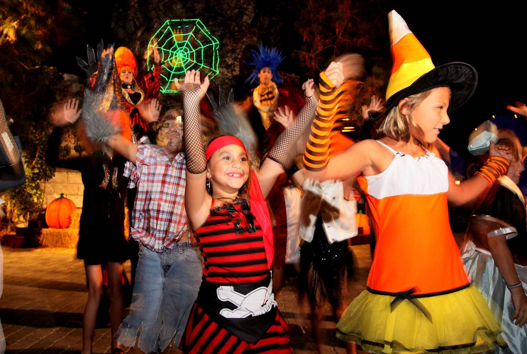 Квест на хэллоуин для детей 9-13 лет дома или в школе