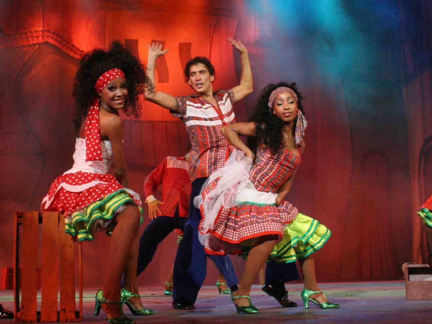Кубинские танцы - способ освободить пылающий огонь :: syl.ru