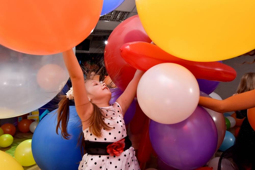 Конкурсы с шарами для веселой компании. забавные игры и конкурсы с шариками для взрослых