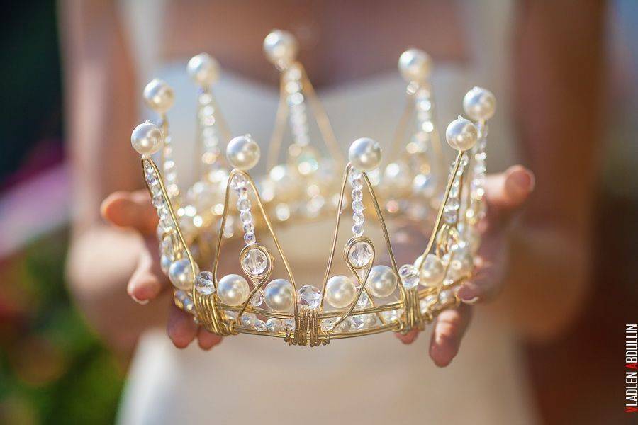 Корона своими руками — просто для красоты и праздников